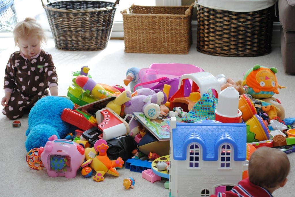 Как научить ребенка делиться игрушками - 6 советов родителям