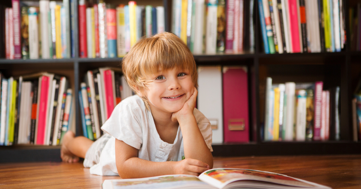 10 причин читать детям книги