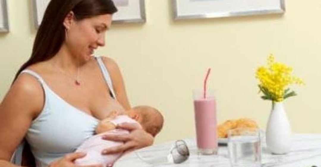 Отдых с ребенком и кормление грудью. 8 советов кормящей маме