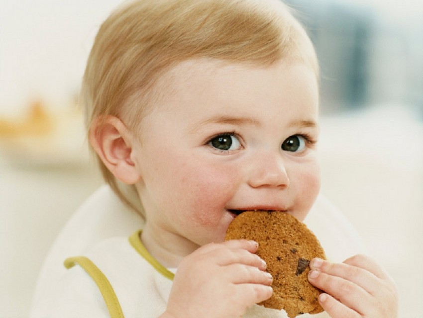 С какого возраста можно вводить хлеб в прикорм: как правильно, черный хлеб для ребенка