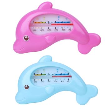 Температура воды для купания новорожденного, как определить оптимальный показатель?