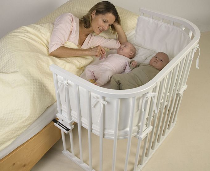Кроватка для новорожденных двойняшек: знакомим с вопросом