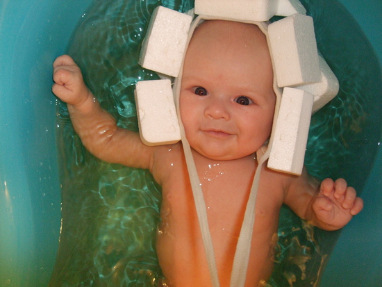В чем купаться: круг или шапочка? - болталка для мамочек малышей до двух лет - страна мам