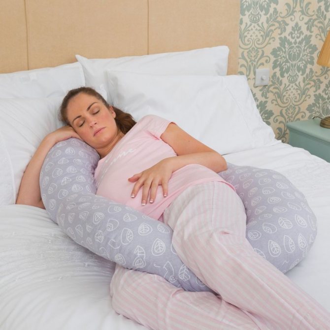 Наполнитель в подушке для беременных: какой лучше выбрать