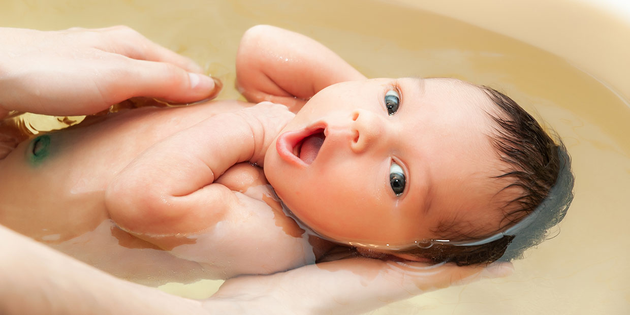 Как часто нужно мыть ребенку голову?