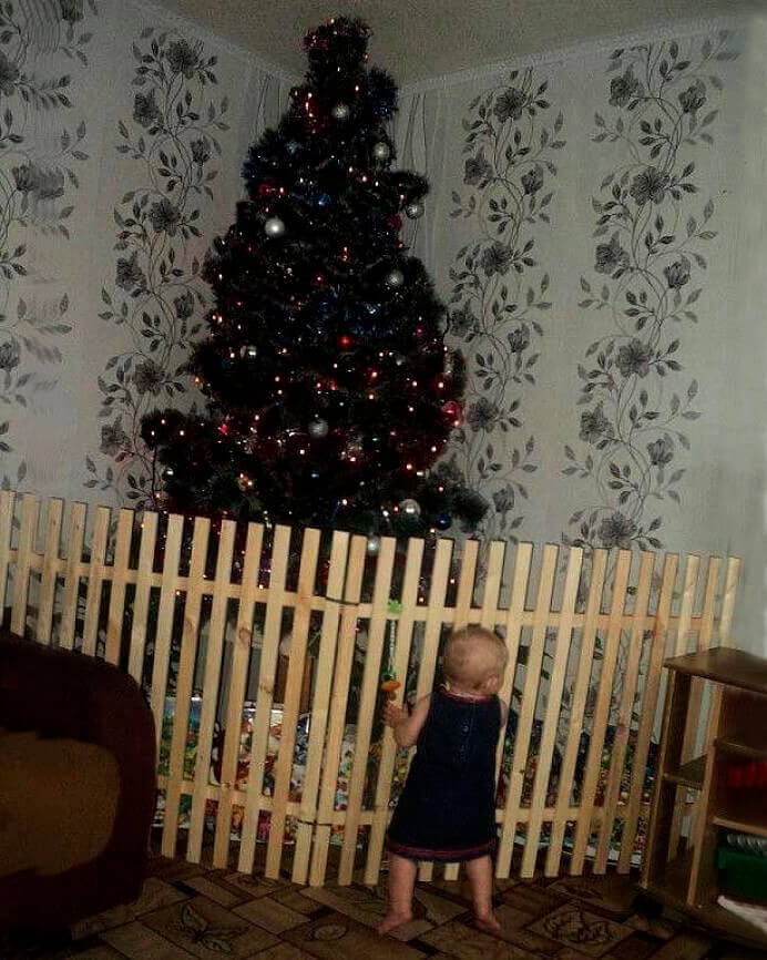 Животрепещущий вопрос: елка в доме, где есть маленький ребенок - mama.ru