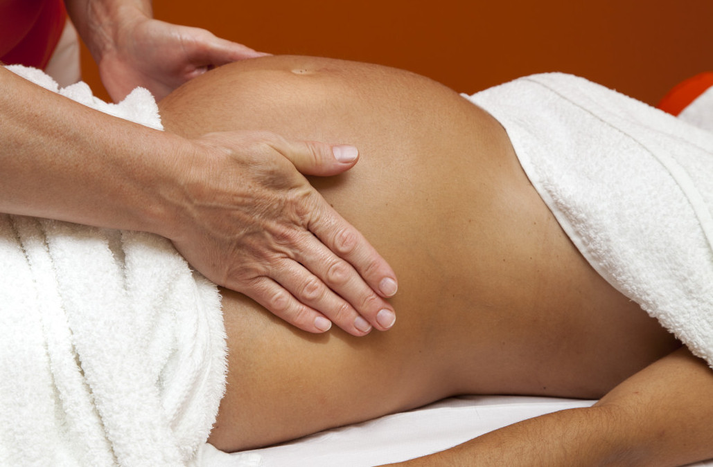 Массаж для беременных, мануальная терапия в массаже для беременных