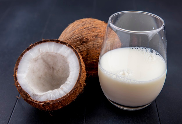 Кокос при гв: свежий, сухое кокосовое молоко, кокосовое масло, кокосовая стружка, кокосовая мука, урбеч из кокоса, кокосовое печенье, отзывы