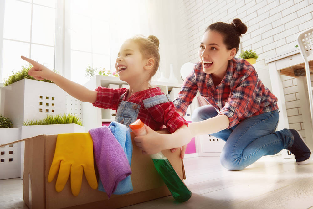 Простые способы приучить ребенка к домашним обязанностям - воспитание и психология