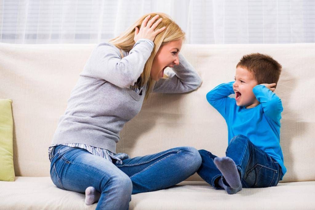Крайне плохой родительский прием: манипулирование ребенком методом запугивания