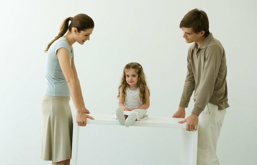 Какие родители склонны чрезмерно контролировать своих детей? - hi-news.ru