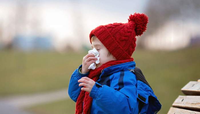 Можно ли гулять с ребенком при температуре. если температура 37, 37.5, 38