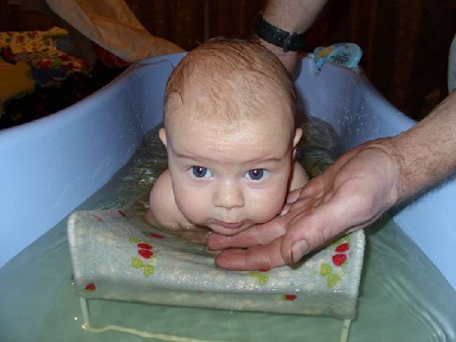 5 способов как заварить череду для купания новорожденного ребенка в домашних условиях | семья и мама