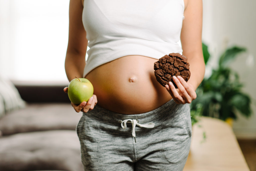 Шоколад при беременности: можно ли беременным шоколад