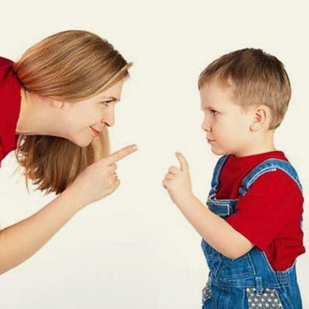 Как научить ребенка извиняться