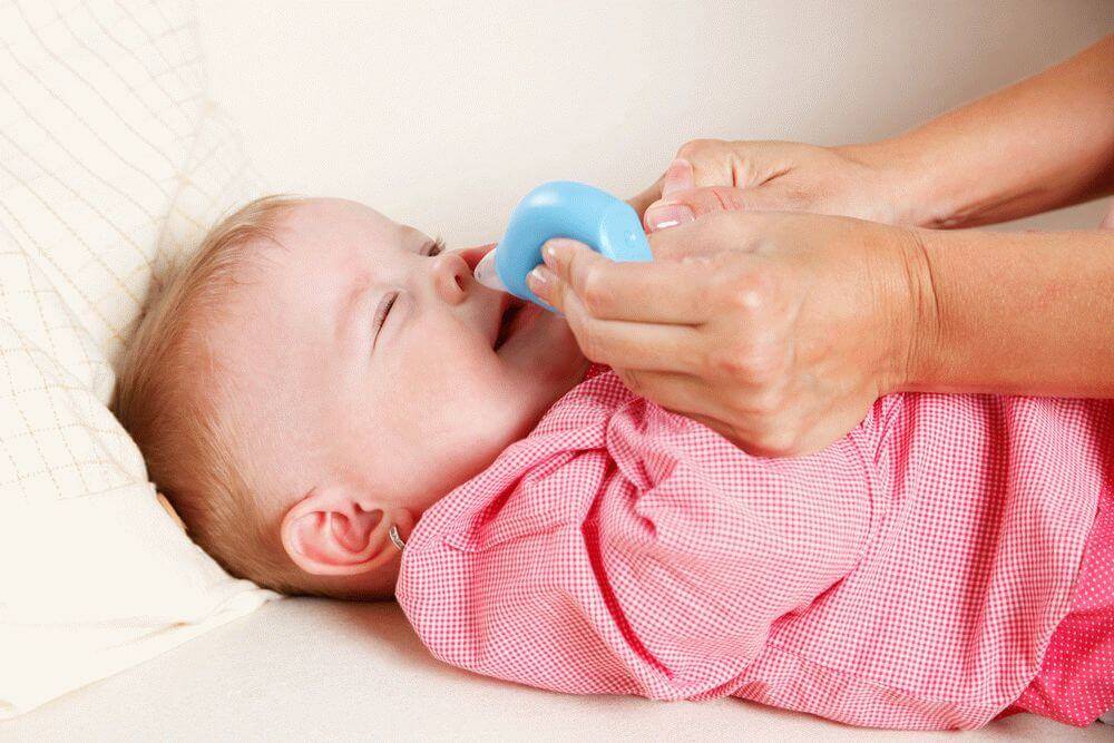 Лечим кашель у грудного ребенка народными средствами
