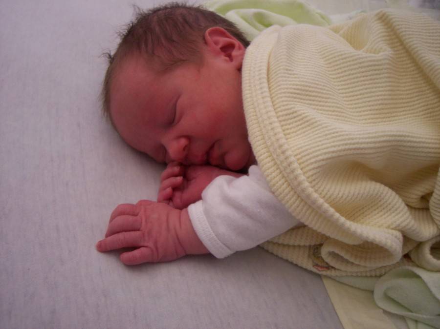 Так ли много спит новорожденный малыш?