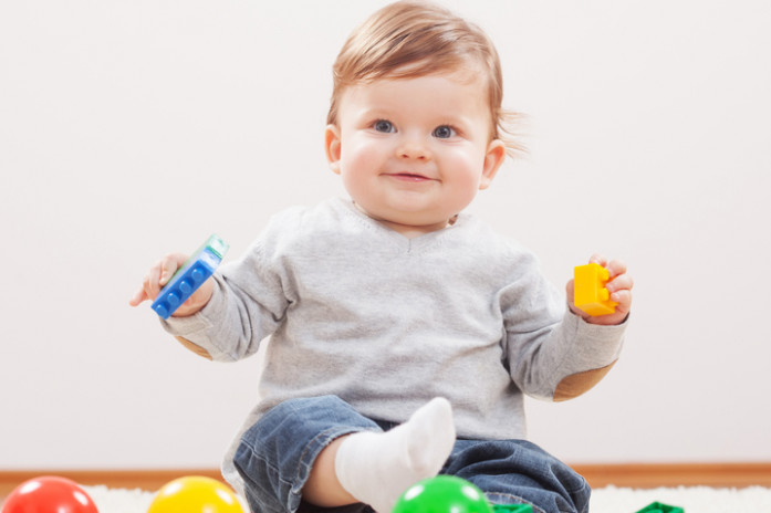 Развитие ребенка в 12 месяцев: питание, навыки и умения годовалого малыша