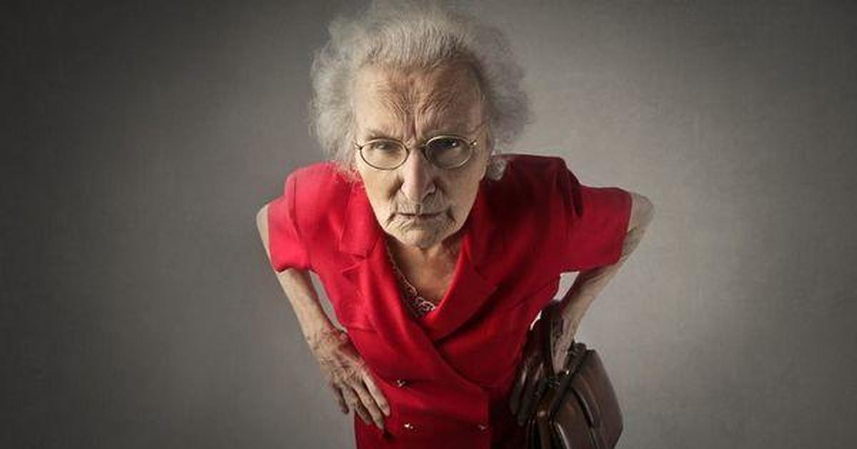 Вредные советы: 10 заблуждений бабушек об уходе за младенцами
