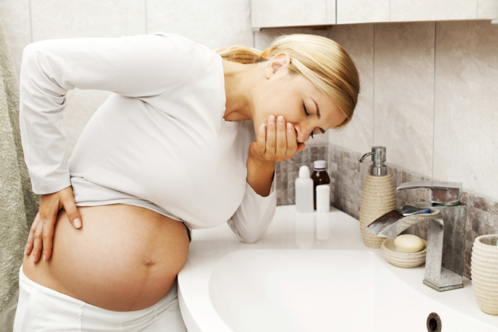 Тошнота при беременности: терпеть или бороться?