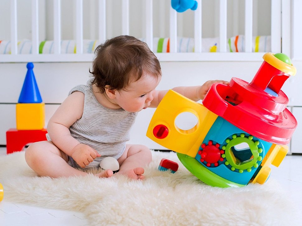 Какие игрушки нужны ребенку для развития. для чего нукжны детям игрушки игрушки для детей 0-6 месяцев