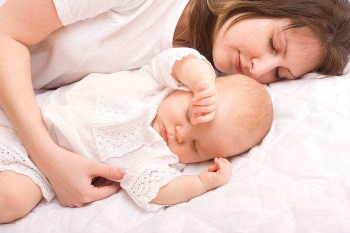 Как уложить ребенка спать без укачивания, слез и грудного кормления