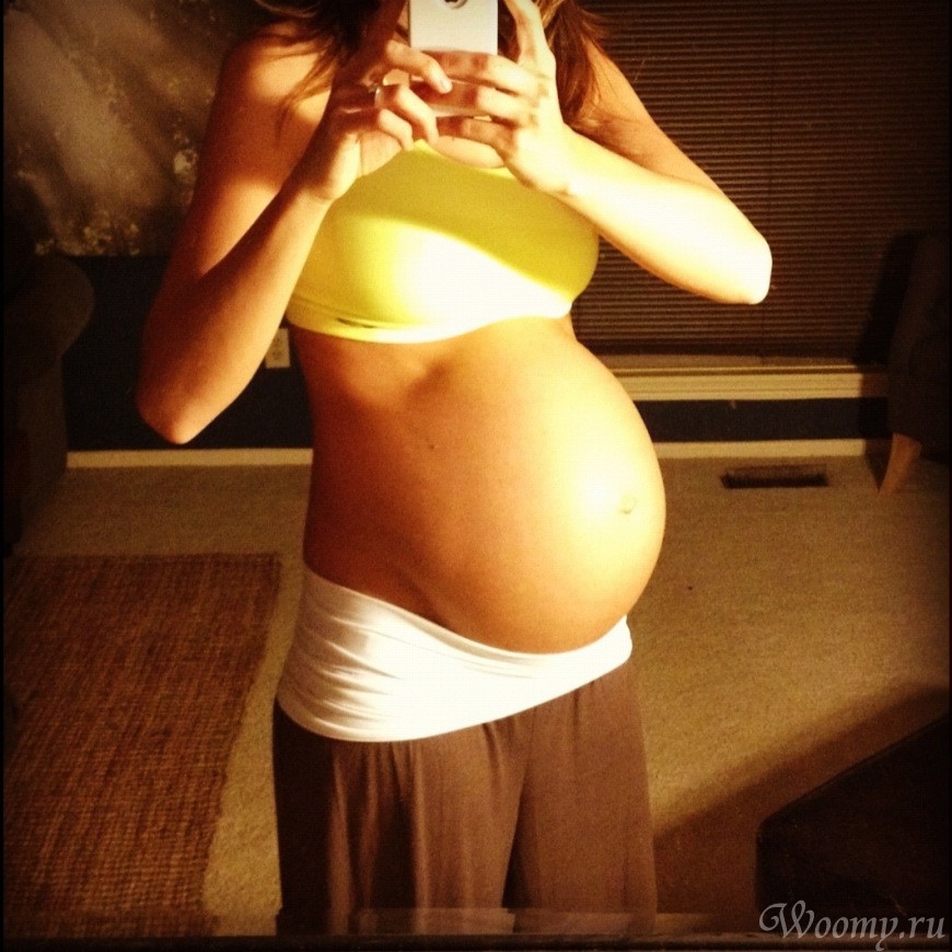 31 неделя размер. Живот на 31 неделе беременности. Животик на 31 неделе беременности. Беременный живот 31 неделя.