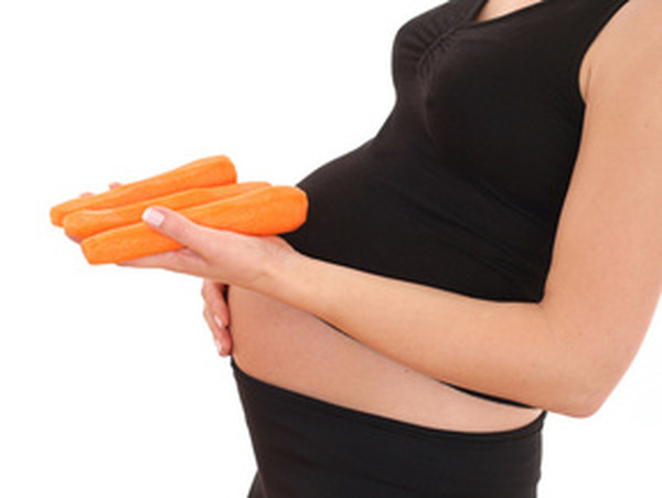 Морковный сок при беременности: опасен ли провитамин а?