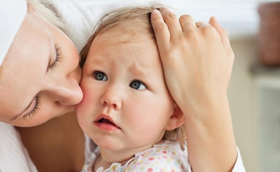 Как успокоить ребенка: 9 способов укачать плачущего малыша