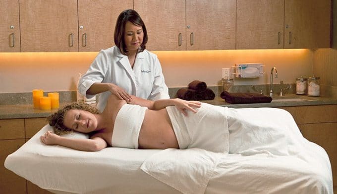 Массаж для беременных, мануальная терапия в массаже для беременных, обучение массажу для беременных