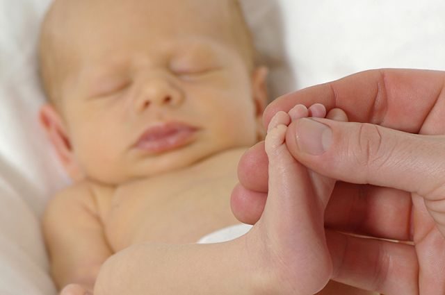 Узи тазобедренных суставов для новорожденных: как проводится и зачем нужно