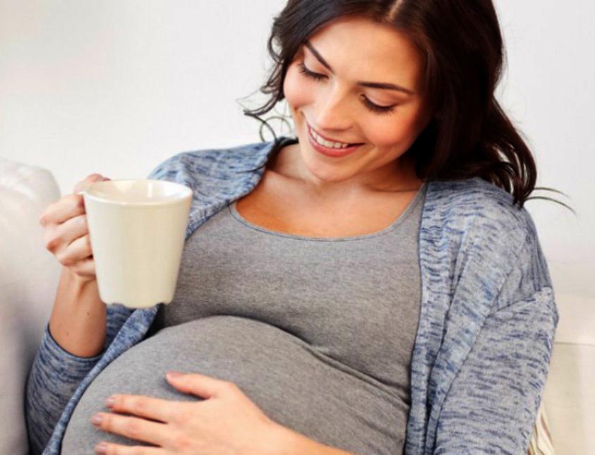 Можно ли беременным кофе на разных сроках: польза, вред и заменители