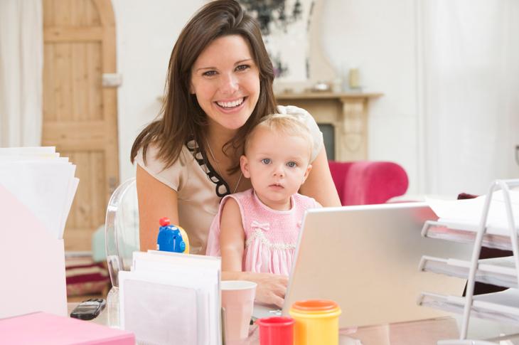 Как заработать в декрете: лучшие способы заработка для мам