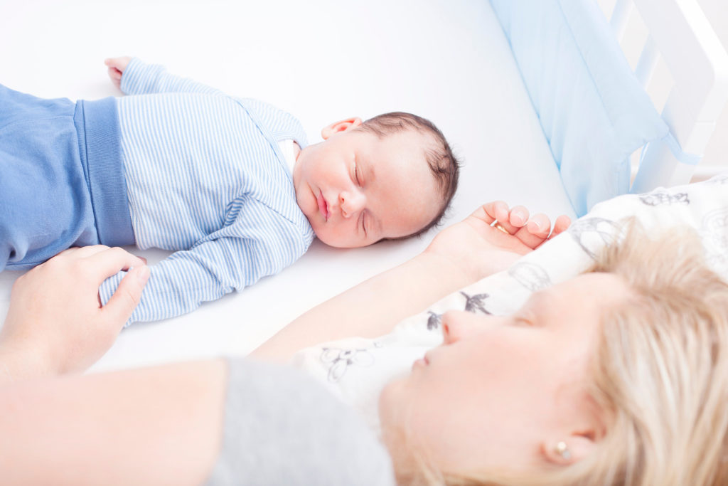 Как организовать совместный сон с ребёнком? | педиатрия и неонатология