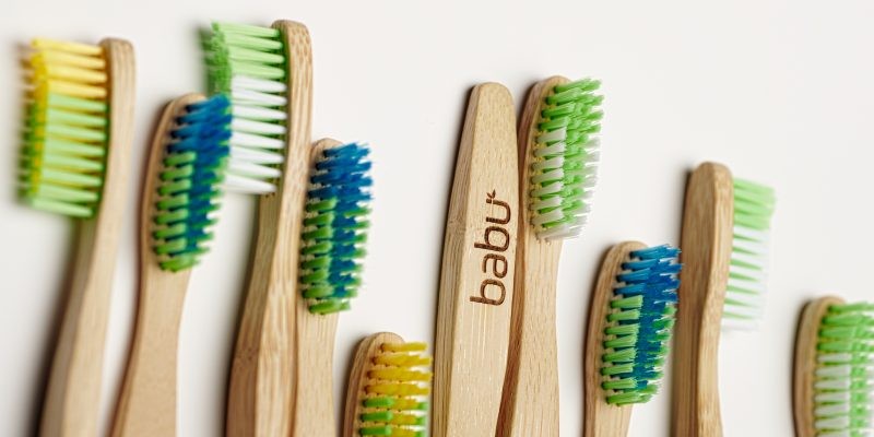 15 лучших зубных щеток