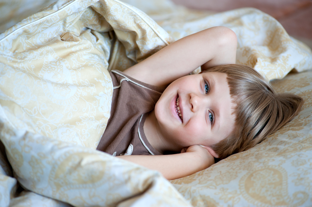 Почему ребенок часто просыпается ночью: причины и способы их устранения