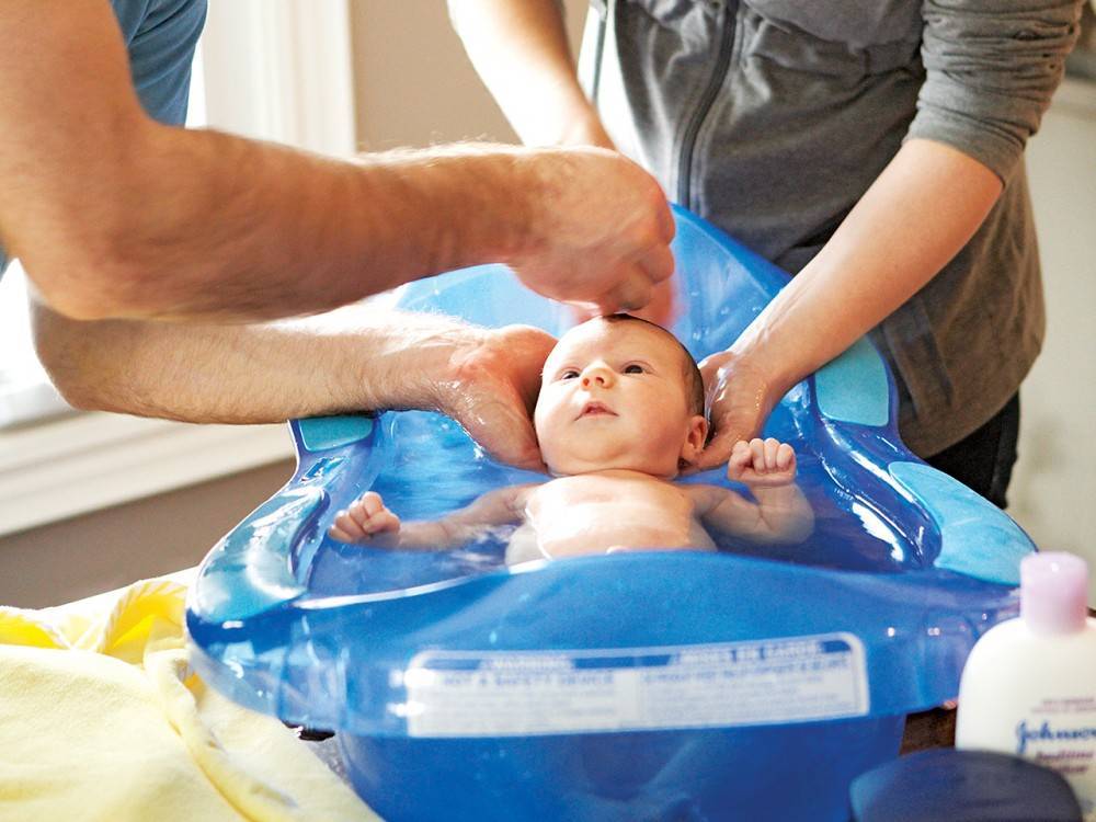 Как часто мыть голову ребенку