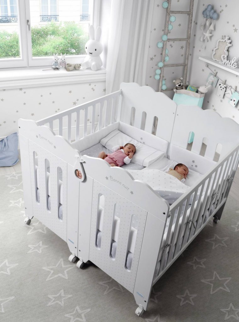 Кровать для двойни новорожденных - варианты | как выбрать
