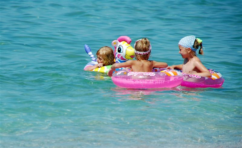 Создайте безопасность для вашего ребенка на пляже