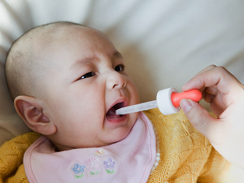 Как лечить кашель у грудного ребенка?
