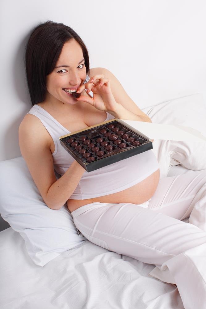 Шоколад при беременности: можно ли беременным есть, вреден ли горький во время, чем полезен белый, почему нельзя | rucheyok.ru