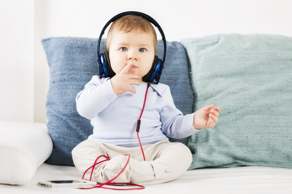 Белый шум для новорожденных. какой лучше выбрать и почему может быть вреден? - статья сайта о детях imom.me