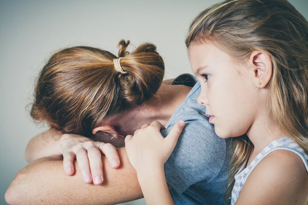 10 важных ошибок в воспитании детей, которые допускает почти каждая мама