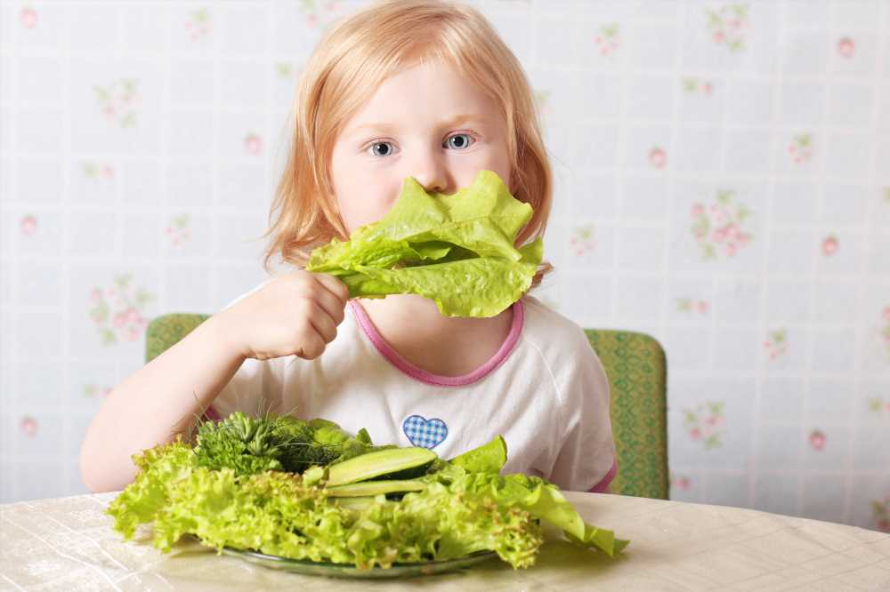 Ребенок не ест овощи: как приучить?