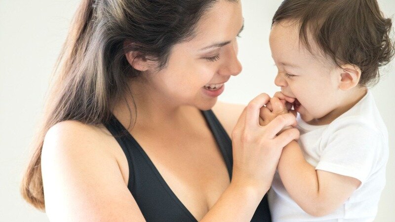Ребенок часто просит грудь: как понять, что ребенку не хватает молока? | nutrilak