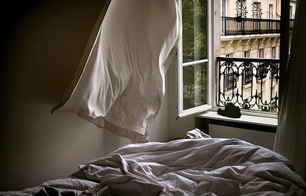 К чему снится  окно во сне — по 90 сонникам! если видишь во сне окно что значит?