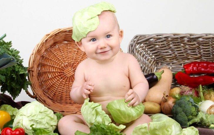 Капуста ребенку: с какого возраста можно давать есть, когда вводить разные виды овоща в рацион до года, польза и вред, а также риск аллергической реакции русский фермер