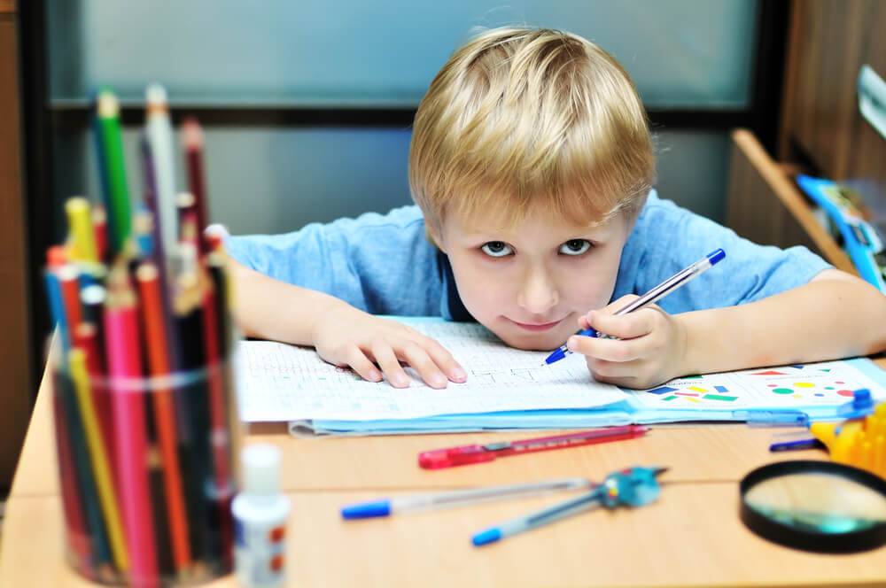 Как научить ребёнка писать: методы, советы родителям