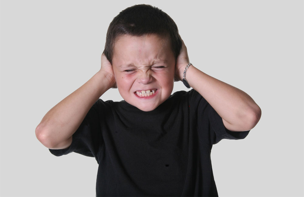 Боязнь громких звуков и шума (фонофобия): причины и лечение