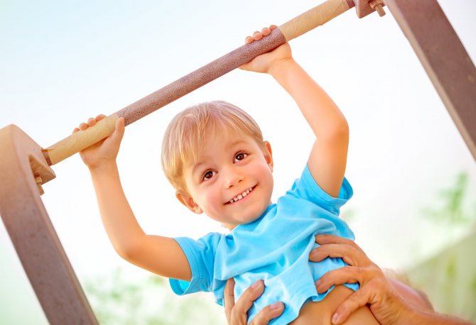 7 навыков, которые должен освоить ребёнок перед детским садом | курс дня